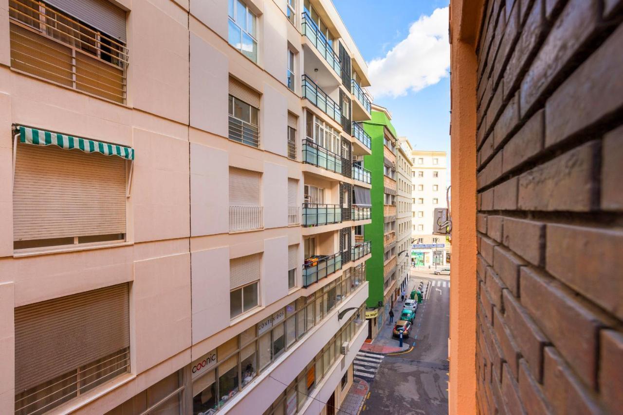 Rooms Young People Only, Soho Citycenter Málaga Exterior foto